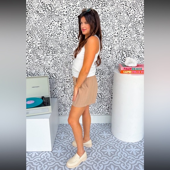 Cream Chunky Sole Loafers, brand new size 7.5 - Picture 2 of 3